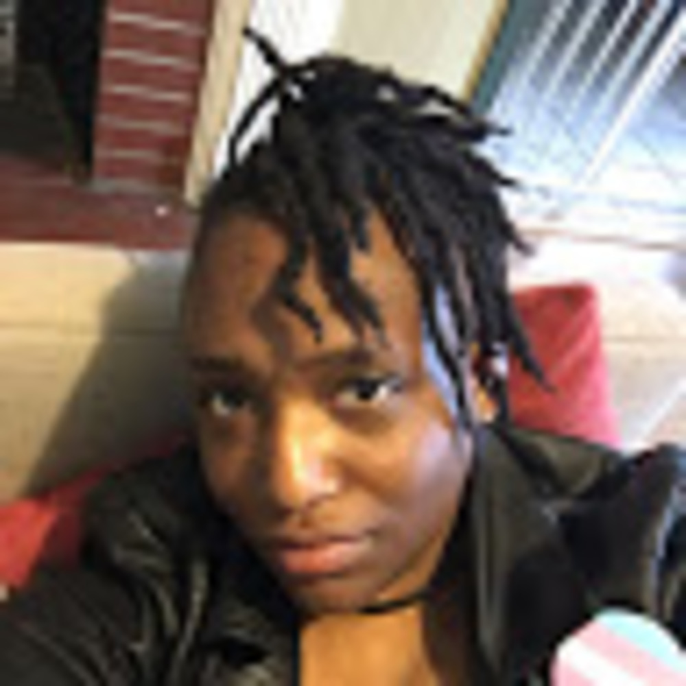 Meet your Posher, Mariel